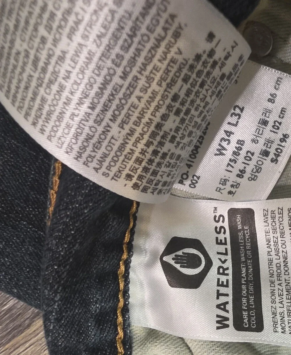 Levis classic straight